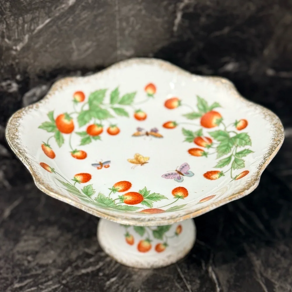 NORLEANS Cake Stand with Strawberries and Butterflies